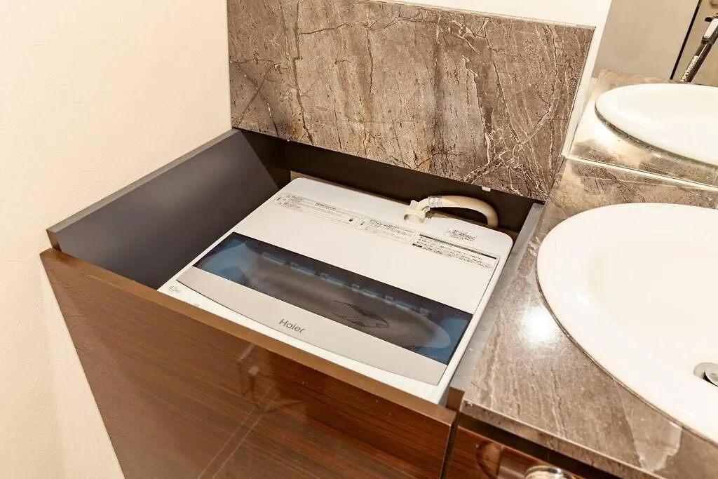 Premier Suite Shinjuku West 別館 Tokyo 0*,  Japan