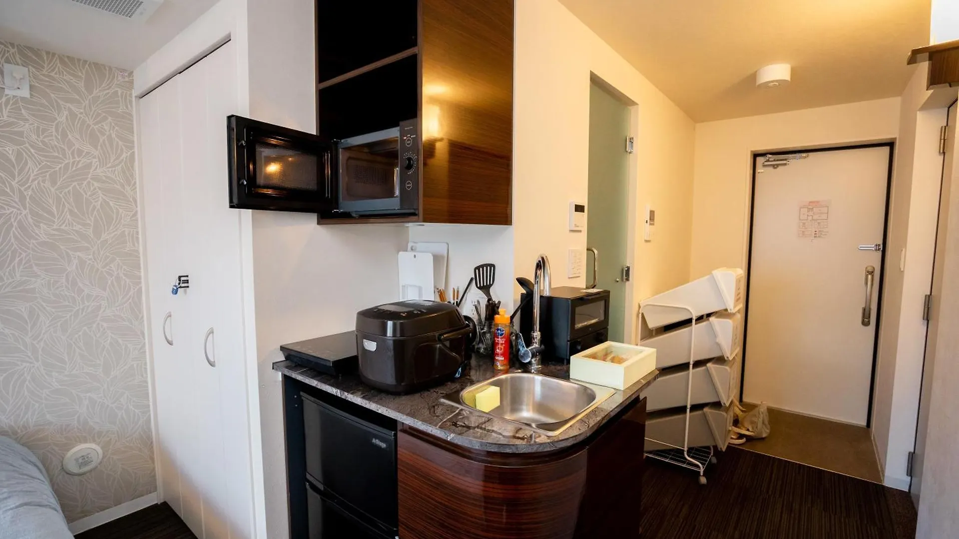 Premier Suite Shinjuku West 別館 Tokyo Apartment